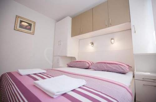 Arbanija Villa | Charming villa with sea view and swimming pool