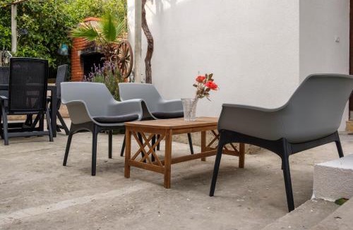 Komiza Apartment | ComeIssa