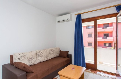 Spadici Apartment | Comfortable and modern apartment in Porec, close to the city center and the beach, equipped for disabled persons, pets are welcome