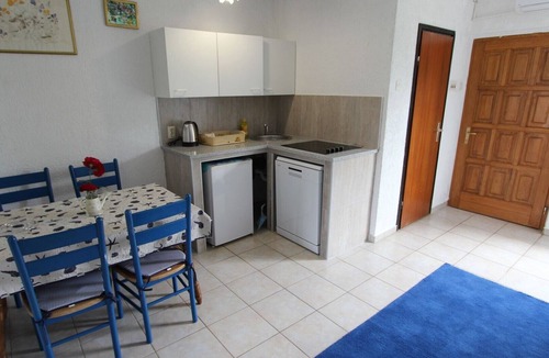 Milcetici Apartment | Comfortable apartment Lastavica 1 on the island of Krk
