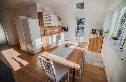 Preddvor Apartment | Comfortable two bedroom apartment Rozalija - Lavanda