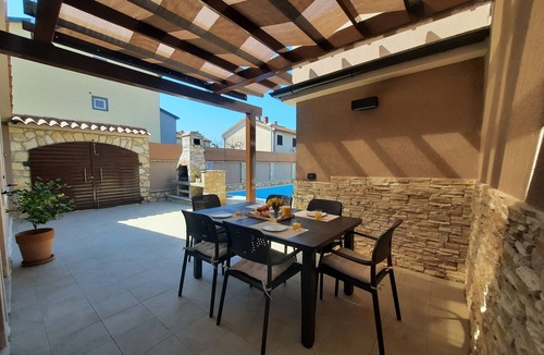 Valdebek House | Comfortable villa with private pool, 2.5 km from the center of Pula