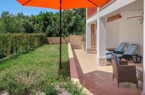 Duga Luka Apartment | Cosy apartment for 2 guests with A/C, WIFI, TV and terrace