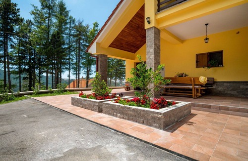 Senj Apartment | Cosy apartment for 4 people with pool, WIFI, TV, terrace and pets allowed