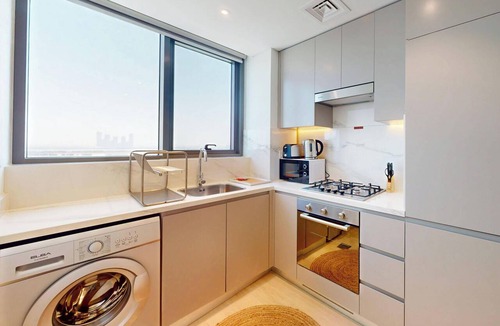 Jadaf Apartment | Cozy 1BR with Canal View
