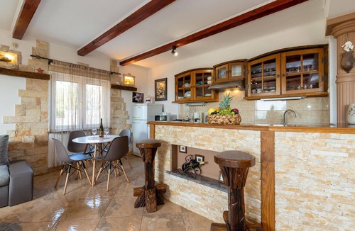 Rovanjska Apartment | Cozy apartment in Rovanjska/Jasenice with WiFi