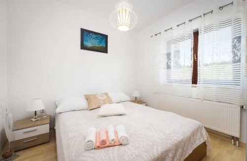 Zaton Apartment | Cozy Apartment Hortenzija