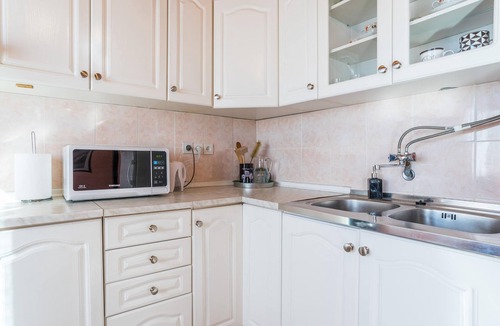 Dinjiska Apartment | Cozy apartment in Dinjiska with house sea view