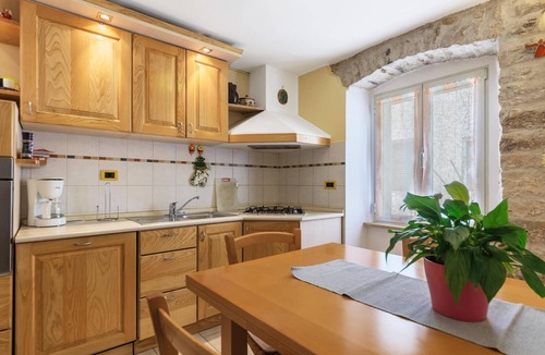Valbandon Apartment | Cozy apartment in Fazana with WiFi