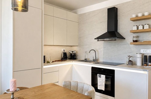 Karigador Apartment | Cozy apartment in Karigador with WiFi