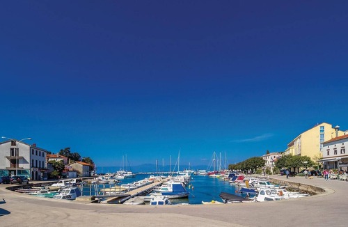 Milcetici Apartment | Cozy apartment in Malinska with WiFi