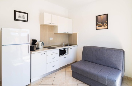 Cove Osibova (Milna) Apartment | Cozy apartment in Milna with house sea view
