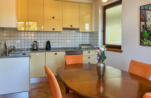 Ika Apartment | Cozy apartment in Opric with house sea view