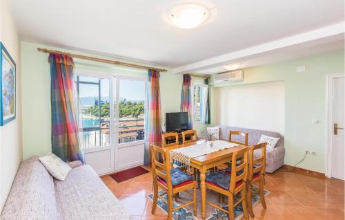 Ploce Apartment | Cozy Apartment In Ploce With Wifi