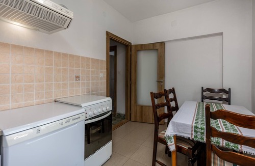 Sveti Juraj Apartment | Cozy apartment in Sveti Juraj with WiFi