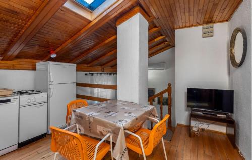 Sveti Juraj Apartment | Cozy Apartment In Sveti Juraj With Wifi