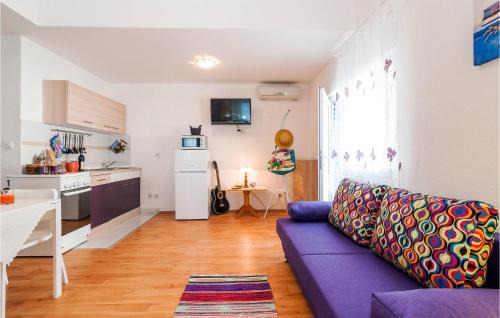 Vinjerac Apartment | Cozy Apartment In Vinjerac With Wifi