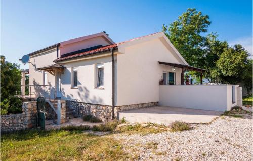 Vinjerac Apartment | Cozy Apartment In Vinjerac With Wifi