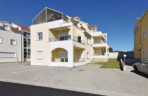 Vodice Apartment | Cozy apartment in Vodice with house sea view