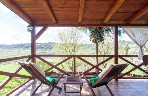 Tuheljske Toplice House | Cozy forest-side home with jacuzzi, fireplace and near Terme Tuhelj