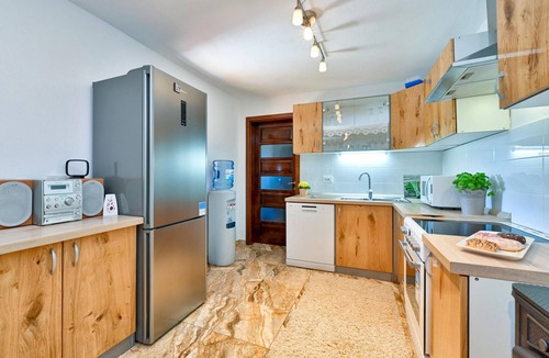 Velika Trnovitica House | Cozy home in Gornja Ploscica