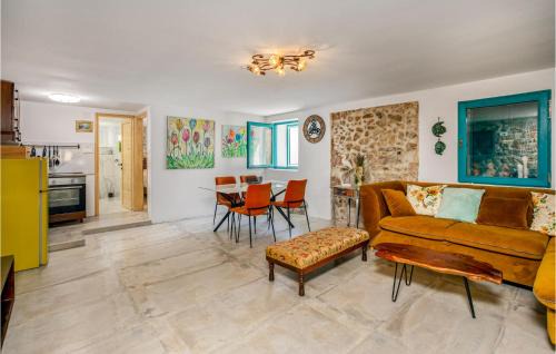 Karlobag House | Cozy Home In Karlobag