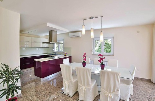 Kastela House | Cozy home in Kastel Luksic