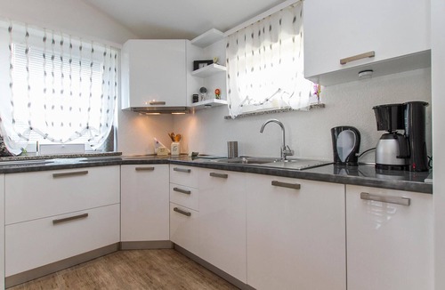 Nedescina House | Cozy home in Nedescina