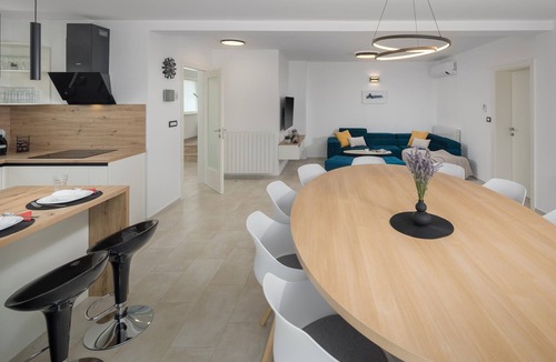 Tar-Vabriga House | Cozy home in Perci with sauna