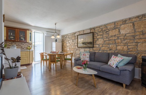 Putini House | Cozy home in Putini with WiFi