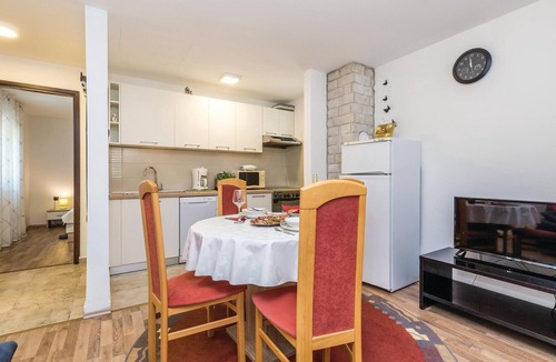 Sarsoni House | Cozy home in Rijeka with house a panoramic view