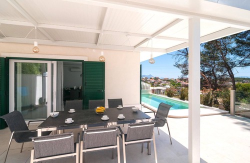 Sumartin House | Cozy home in Sumartin
