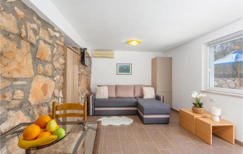 Sveti Vid Dobrinjski House | Cozy Home In Sveti Vid Dobrinjski