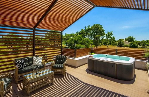 Svetvincenat House | Cozy home in Svetvincenat with sauna