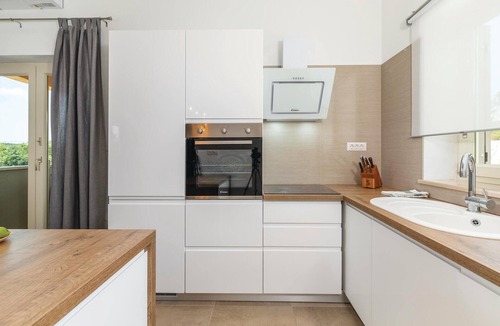 Diklici House | Cozy home in Visnjan with sauna