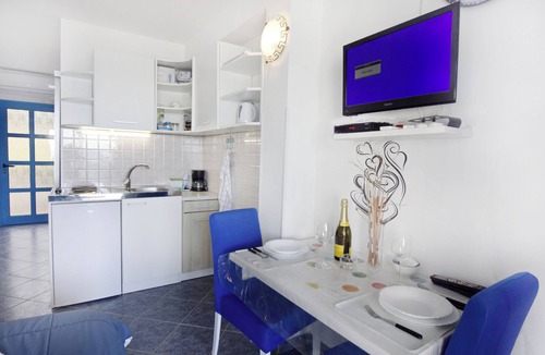 Savudrija Apartment | Cozy nest with stunning sea views from the terrace