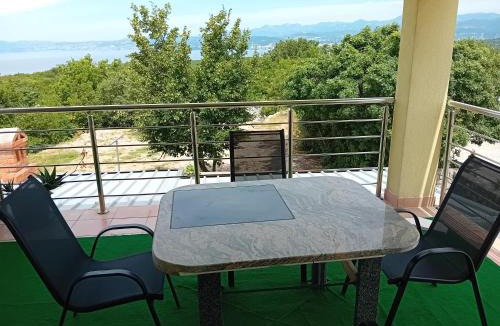 Omisalj Apartment | D,apartman' ulica pušća 51, 51513 Omišalj