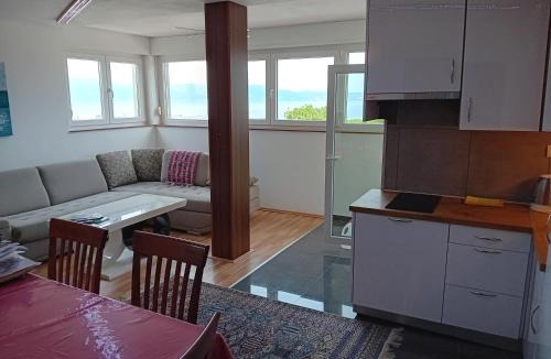 Omisalj Apartment | D,apartman' ulica pušća 51, 51513 Omišalj