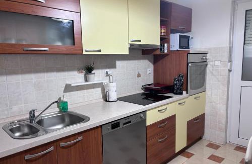 Vinkovci Apartment | Dalmar
