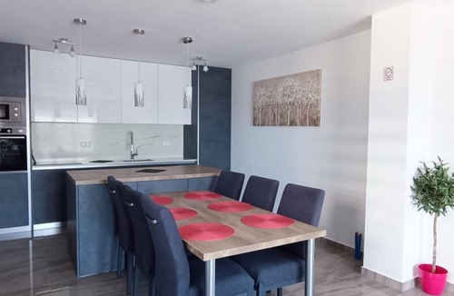 Drage Apartment | Dalmatia Apartments - Three Bedroom Apartment with Balcony and Sea View 7