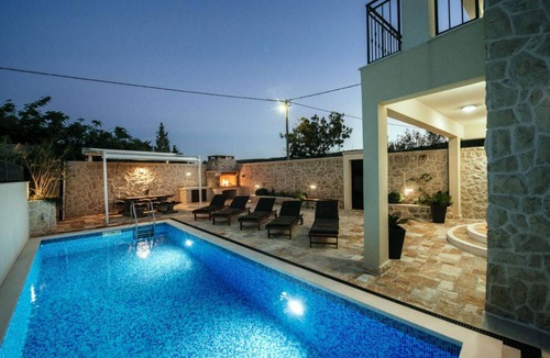 Vinjerac House | Dalmatian Villa Castello Coza with pool
