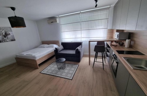 Novi Zagreb Apartment | Daydream Arena Studio