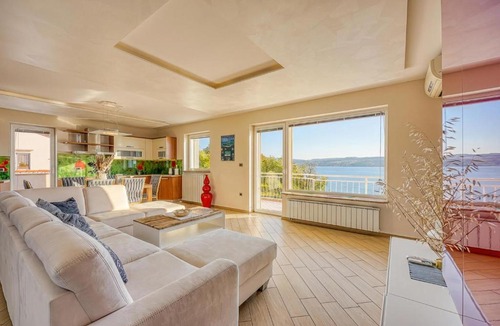 Ankaran Apartment | Debeli Rtič Apartments with Shared Pool