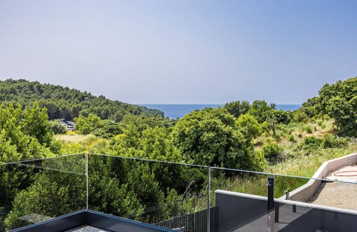 Premantura House | Delecto by Interhome