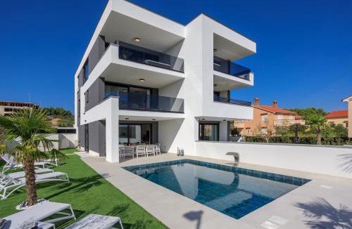 Krk Villa | Deluxe villa with heated pool, whirpool, sea view near beautiful beach III - by Traveler tourist agency Krk ID 2402