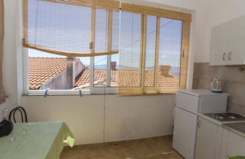 Brist Apartment | Double Room with Private Balcony