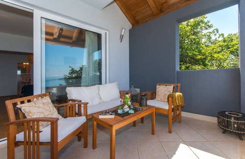 Zupa dubrovacka Apartment | Dreamhouse Soline Sea View, Pool and Jacuzzi Green Studio Apartment