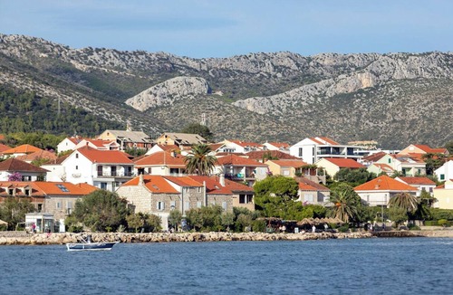 Ploce Boat Rental | Dubrovnik Delight: Sun-soaked Sailing Adventure
