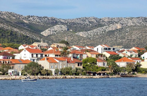 Ploce Boat Rental | Dubrovnik Delight: Sun-soaked Sailing Adventure