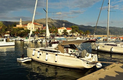 Ploce Boat Rental | Dubrovnik Delight: Sun-soaked Sailing Adventure